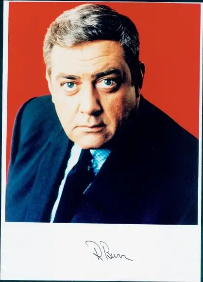 Foto Schauspieler Raymond Burr, Portrait, Autogramm