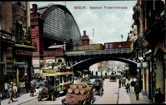 Ak Berlin Mitte, am Bahnhof Friedrichstraße, Zigarrengeschäft, Straßenverkehr