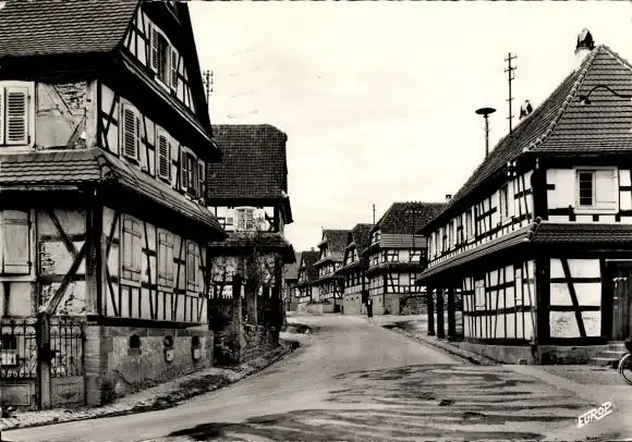 Ak Hoffen Hofen Elsass Bas Rhin, Rue principale