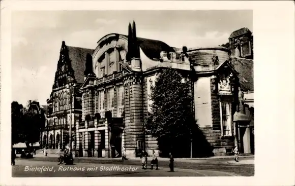 Ak Bielefeld in Nordrhein Westfalen, Rathaus mit Stadttheater