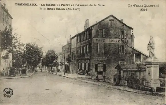 Ak Yssingeaux Haute Loire, Statue St Pierre, Avenue de la Gare, Belle Station Estivale