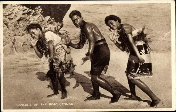 Ak Tonga Ozeanien, Tänzer am Strand