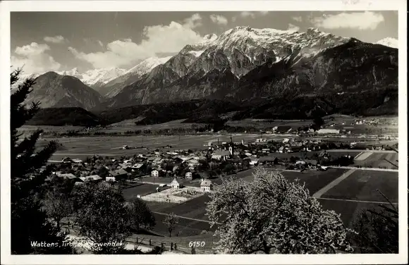 Ak Wattens in Tirol, Gesamtansicht, Gebirge