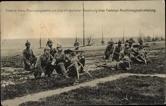 Ak Eroberte französische Maschinengewehre mit deutscher Besatzung einer Festungs-MG-Abteilung, I WK