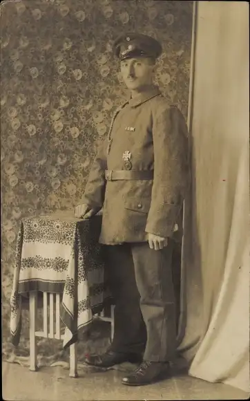 Foto Ak Dresden, Deutscher Soldat in Uniform, Eisernes Kreuz, Schützenschnur