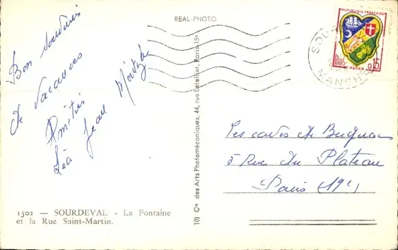 Ak Sourdeval Manche, La Fontaine, Rue Saint Martin