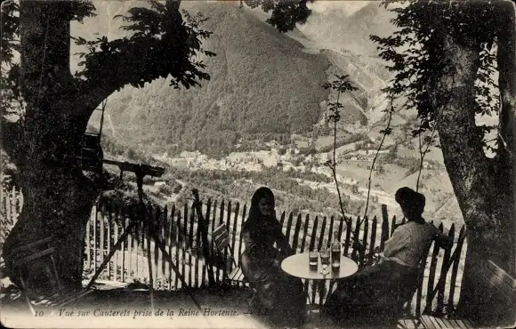 Ak Cauterets Hautes Pyrénées, Vue sur Cauterets prise de la Reine Hortense