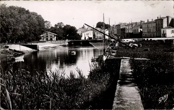 Ak Saujon Charente Maritime, Le Pont Riberau