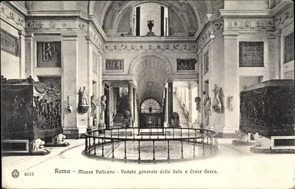 Ak Roma Rom Lazio, Museo Vaticano, Veduta generale della Sala a Croce Greca