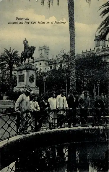 Ak Valencia Stadt Spanien, Estatua del Rey Don Jaime en el Parterre
