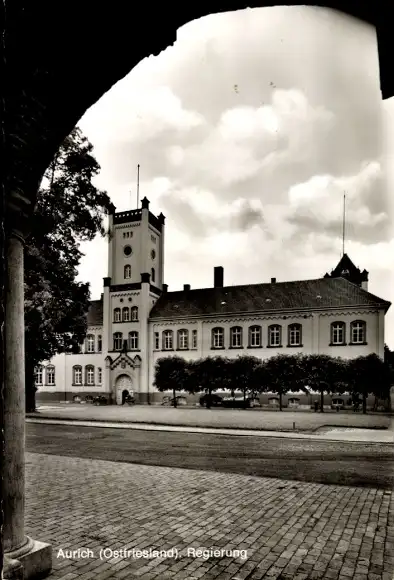 Ak Aurich Ostfriesland, Regierungsgebäude