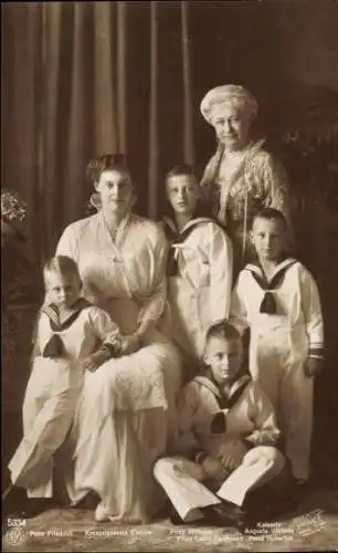 Ak Kaiserin Auguste Viktoria, Kronprinzessin Cecilie, Wilhelm, Friedrich, Louis Ferdinand, Hubertus