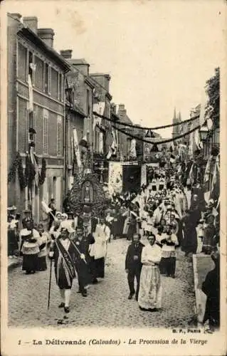 Ak La Delivrande Calvados, La Procession de la Vierge