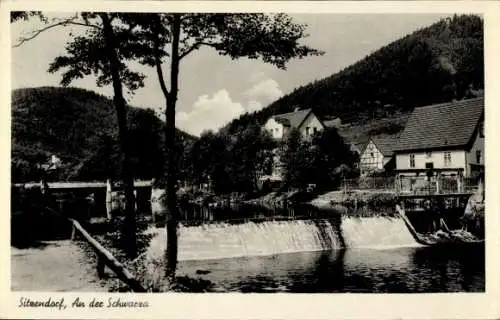 Ak Sitzendorf in Thüringen, Teilansicht, An der Schwarza, Wehr