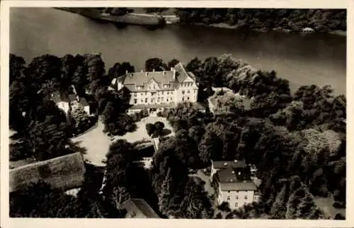 Ak Malente, Fliegeraufnahme vom Kurhaus, Umgebung, Fluss