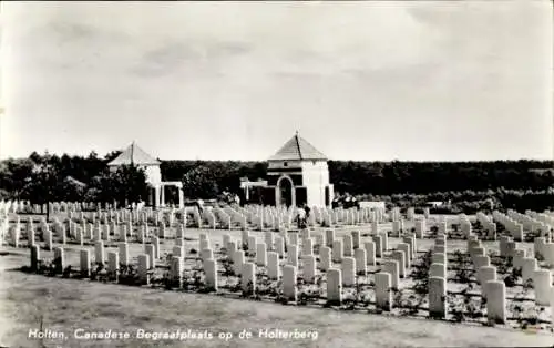 Ak Holterberg Holten Overijssel Niederlande, Soldatenfriedhof