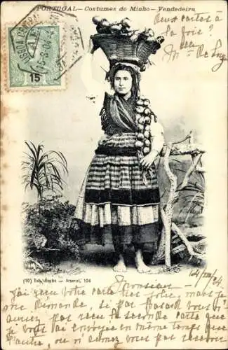 Ak Portugal, Frau in portugiesischer Tracht, Korb