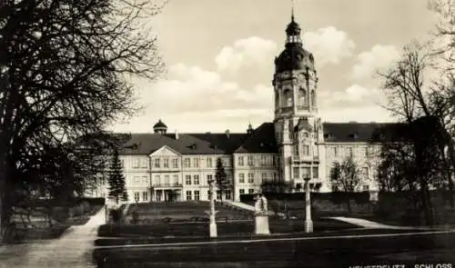 Ak Neustrelitz in Mecklenburg, Schloss