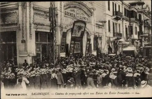 Ak Saloniki Thessaloniki Griechenland, Propagandakino für Schüler französischer Schulen
