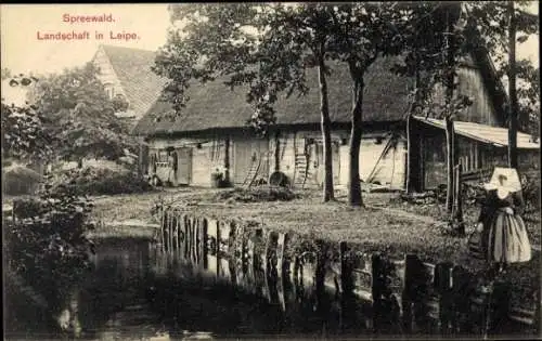 Ak Leipe Lübbenau im Spreewald, Kanal, Bauernhaus, Frau in Tracht
