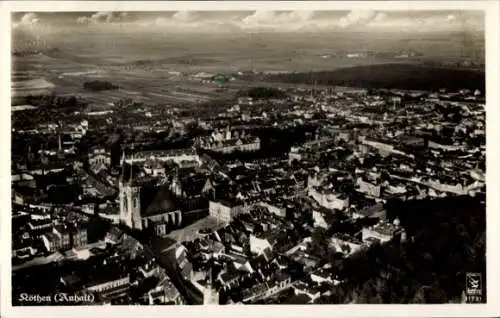 Ak Köthen in Anhalt, Blick auf den Ort, Kirche, Felder