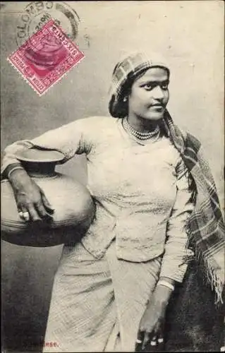 Ak Sri Lanka Ceylon, Frau in Volkstracht, Krug