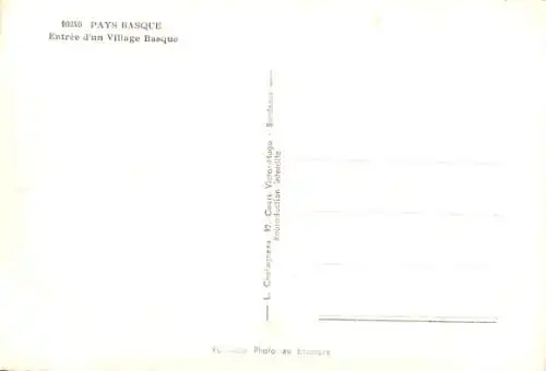 Ak Baskenland, Dorfeingang, Rinderfuhrwerk