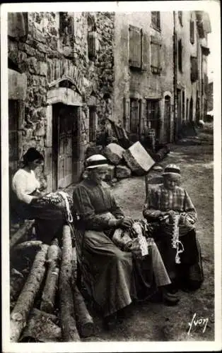 Ak Le Puy en Velay Haute Loire, Dentellieres du pays