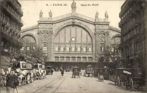 Ak Paris X., Gare du Nord, Bahnhof, Place de Roubaix, Autos