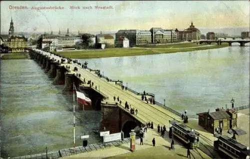 Ak Dresden Neustadt, Blick von der Augustusbrücke