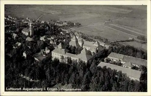 Ak Augustusburg im Erzgebirge, Fliegeraufnahme