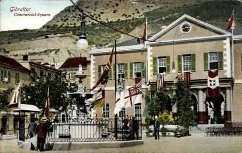 Ak Gibraltar, Commercial Square, Fahnen