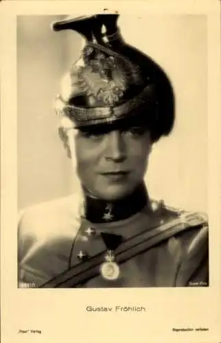 Ak Schauspieler Gustav Fröhlich, Portrait in Uniform, Filmkostüm