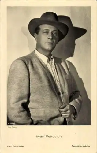 Ak Schauspieler Iwan Petrovich, Portrait, Hut