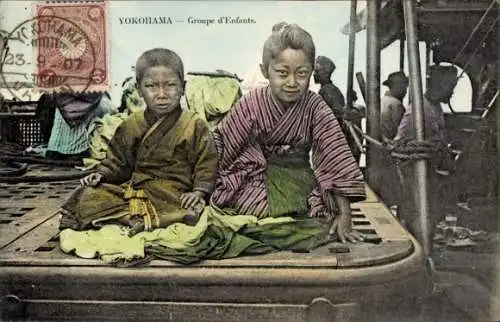 Ak Yokohama Präf. Kanagawa Japan, Kinder auf einem Schiff
