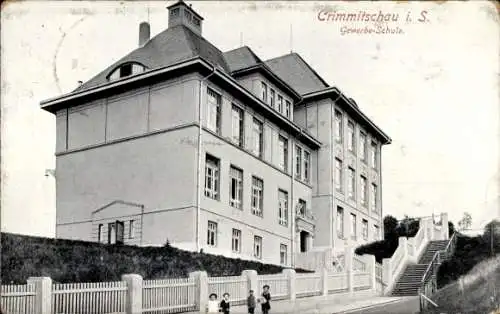 Ak Crimmitschau in Sachsen, Außenansicht der Gewerbeschule, Treppe, Kinder