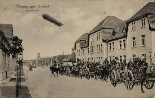 Ak Ohrdruf in Thüringen, Truppenlager, Kaiserstraße, Fuhrwerke, Zeppelin