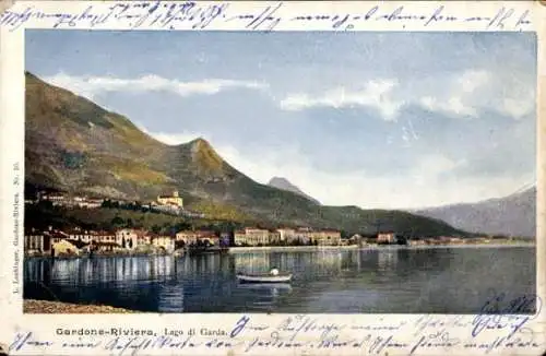 Ak Gardone Riviera Lago di Garda Lombardia, Stadt vom Ufer aus gesehen