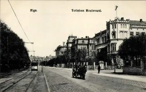 Ak Riga Lettland, Totleben Boulevard, Straßenbahn