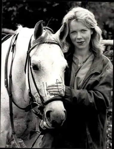 Ak Schauspielerin Marion Kracht, Portrait, Autogramm, Pferd