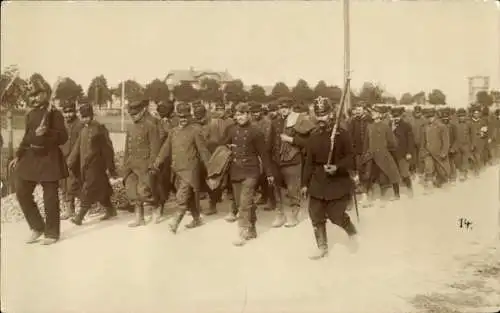 Foto Ak Ohrdruf in Thüringen, Französische Kriegsgefangene, Kriegsgefangenenlager, I WK