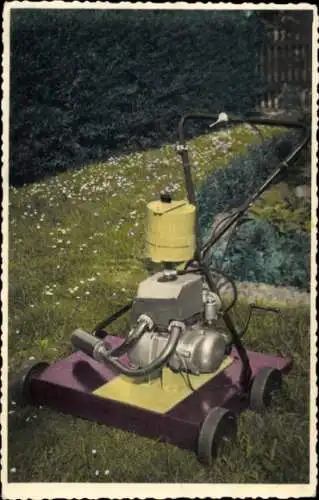 Foto Rasenmäher in einem Garten