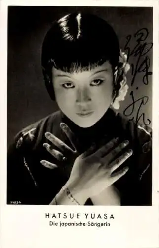 Ak Opernsängerin Hatsue Yuasa, Portrait, Autogramm