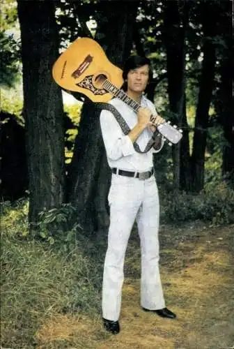 Ak Schauspieler, Portrait, Gitarre