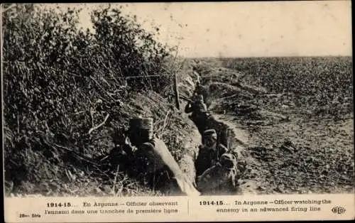 Ak En Argonne, Offizier, der den Feind in einem Frontgraben beobachtet, I WK