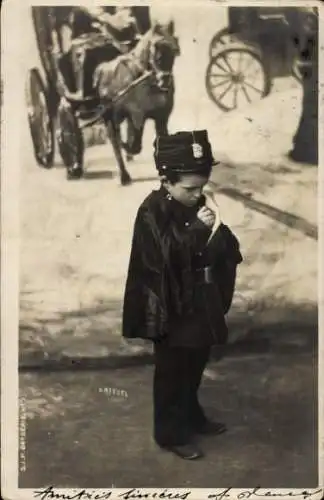 Ak Kleiner Junge in französischer Uniform