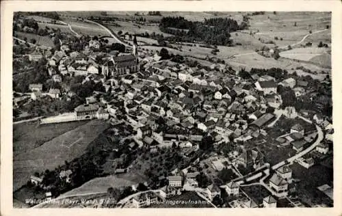 Ak Waldkirchen Bayrischer Wald, Fliegeraufnahme vom Ort