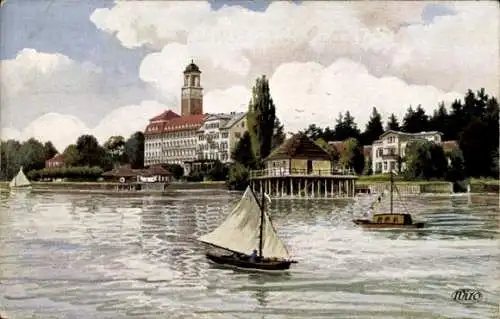 Künstler Ak Lindau Bodensee, Stadtblick mit Segelbooten, Ufer