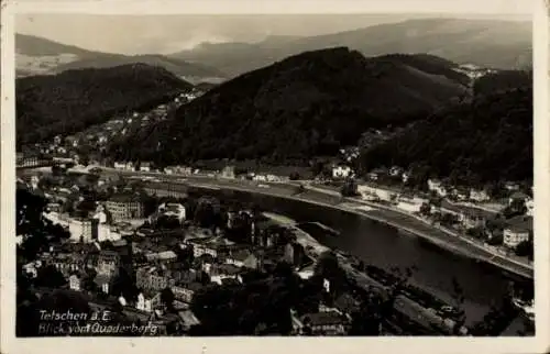 Ak Děčín Tetschen Bodenbach Elbe Reg. Aussig, Gesamtansicht, Quaderberg