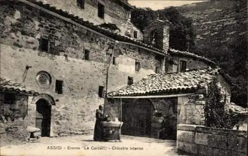 Ak Assisi Umbria, Eremo Le Carceri, Chiostro interno